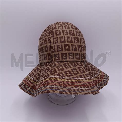 cappello donna fendi logo scontato